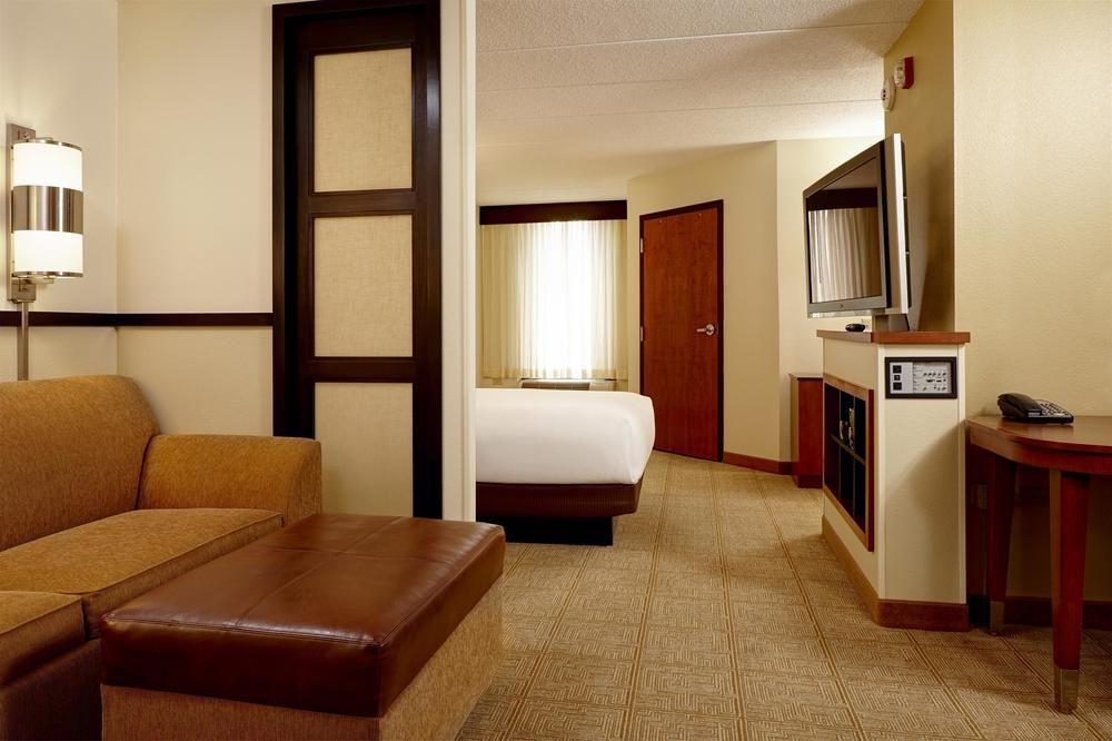 Hyatt Place Ontario/Rancho Cucamonga Exterior photo