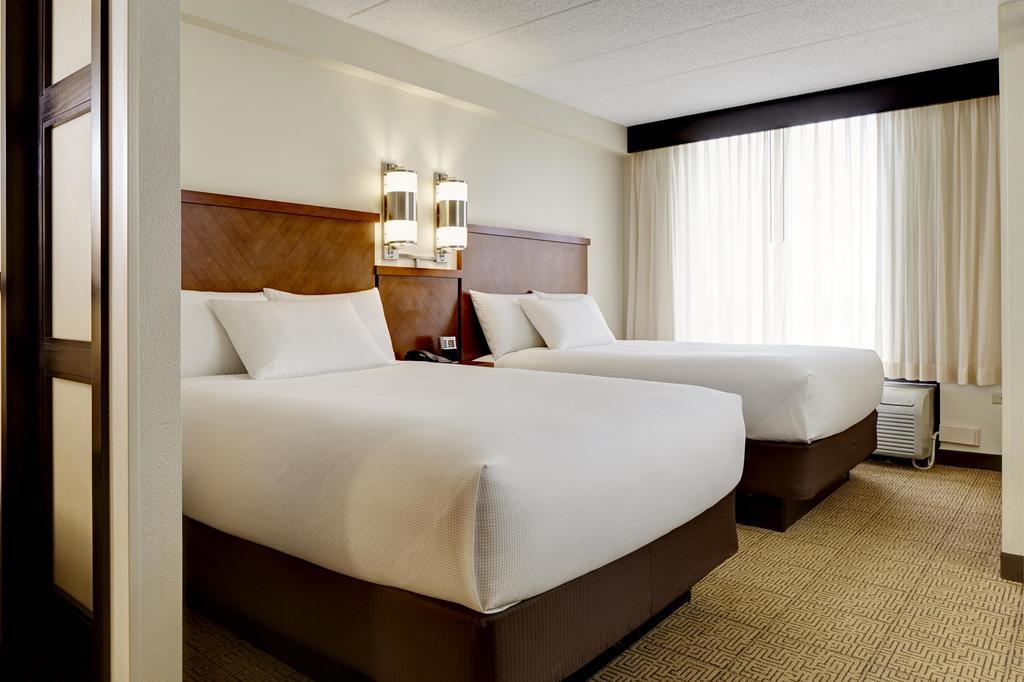 Hyatt Place Ontario/Rancho Cucamonga Exterior photo