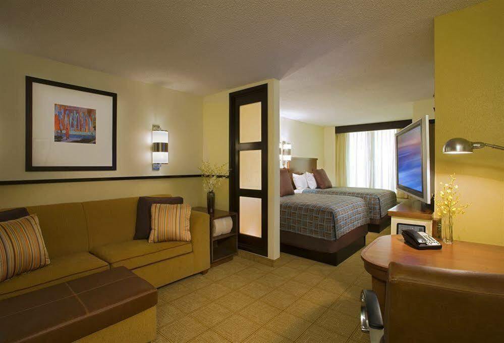 Hyatt Place Ontario/Rancho Cucamonga Exterior photo
